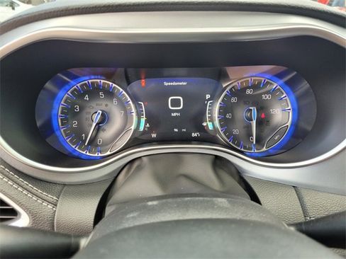 New 2026 Chrysler Pacifica Limited w/ S Appearance Package image 30