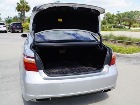 Used 2010 Lexus LS 460 w/ Sport Pkg RWD image 39