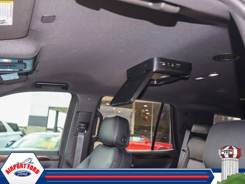 Used 2022 GMC Yukon SLE RWD image 5