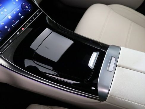 Certified 2025 Mercedes-Benz GLC 300 4MATIC image 28