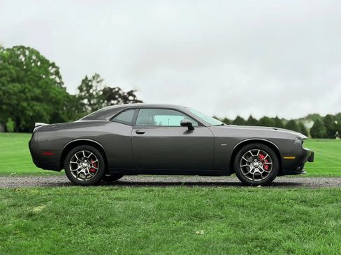 Used 2017 Dodge Challenger GT w/ Driver Convenience Group AWD/4WD image 9