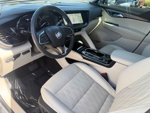 Used 2022 Buick Envision Avenir w/ Technology Package II FWD image 12