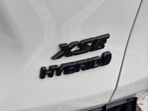 Used 2020 Toyota RAV4 XSE AWD/4WD image 34