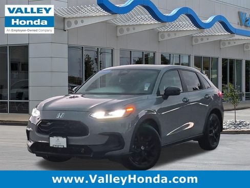 Used 2024 Honda HR-V Sport image 1