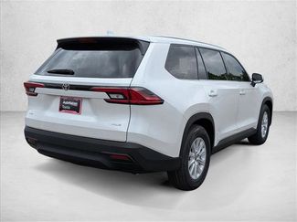 New 2026 Toyota Grand Highlander AWD video 2