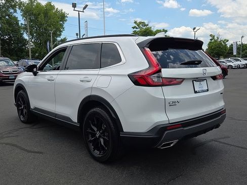 Used 2024 Honda CR-V Sport image 4