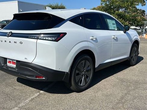 New 2025 Nissan Murano SL image 4