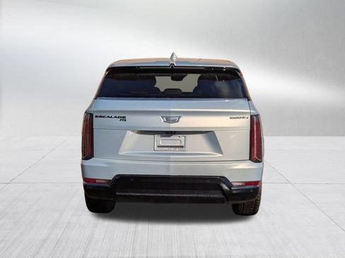 Used 2025 Cadillac Escalade IQ Sport 2 w/ LPO, ONYX Package AWD/4WD image 6
