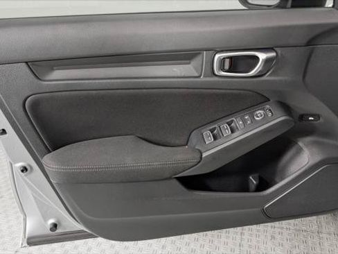 Used 2024 Honda Civic Sport image 13