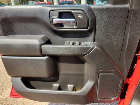 Used 2025 GMC Sierra 1500 Pro w/ Graphite Edition RWD image 17
