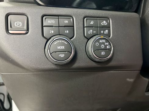 New 2026 Chevrolet Silverado 1500 LT Trail Boss w/ LT Trail Boss Premium Package AWD/4WD image 19