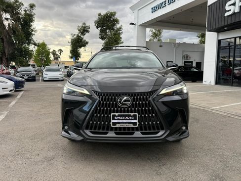 Used 2025 Lexus NX 250 FWD w/ Accessory Package (2T) image 2