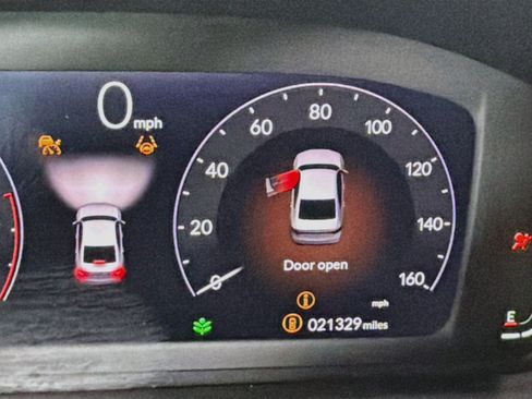 Used 2025 Honda Accord SE image 18
