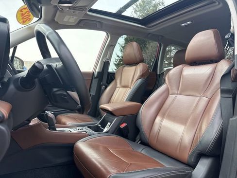 Used 2023 Subaru Forester Touring image 9