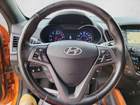 Used 2016 Hyundai Veloster Turbo w/ Option Group 04 FWD image 17