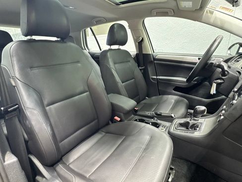 Used 2015 Volkswagen Golf TDI SE FWD image 27