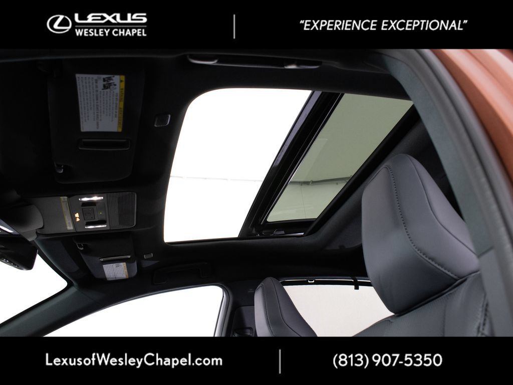 New 2026 Lexus ES 350e w/ Cold Area Package FWD image 25