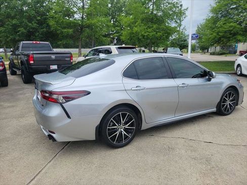 Certified 2023 Toyota Camry SE FWD image 8