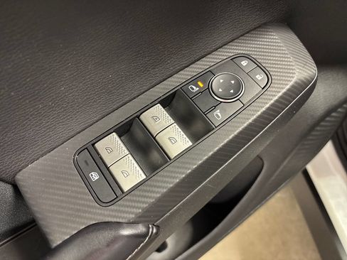 Used 2022 Mitsubishi Outlander ES FWD image 21