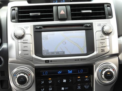 Used 2017 Toyota 4Runner Limited AWD/4WD image 51