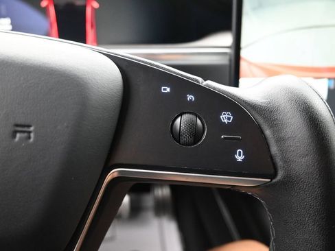 Used 2022 Tesla Model S AWD/4WD image 23