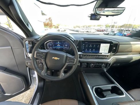 Certified 2024 Chevrolet Silverado 3500 High Country w/ High Country Premium Package AWD/4WD image 10
