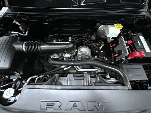 Used 2019 RAM 1500 Laramie image 24