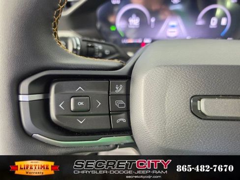 New 2026 Jeep Cherokee Limited AWD/4WD image 17
