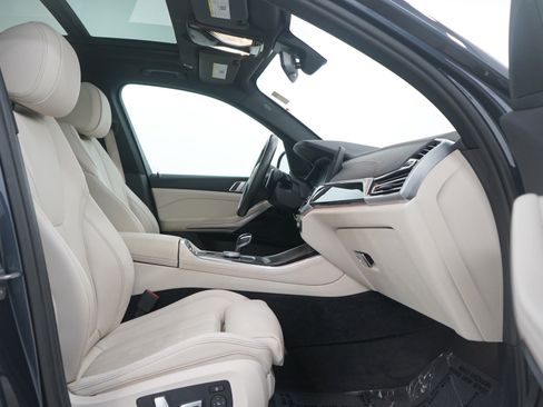 Used 2022 BMW X5 xDrive40i image 11