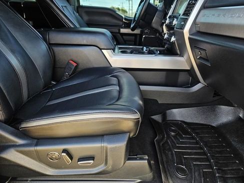 Certified 2020 Ford F250 Platinum image 37