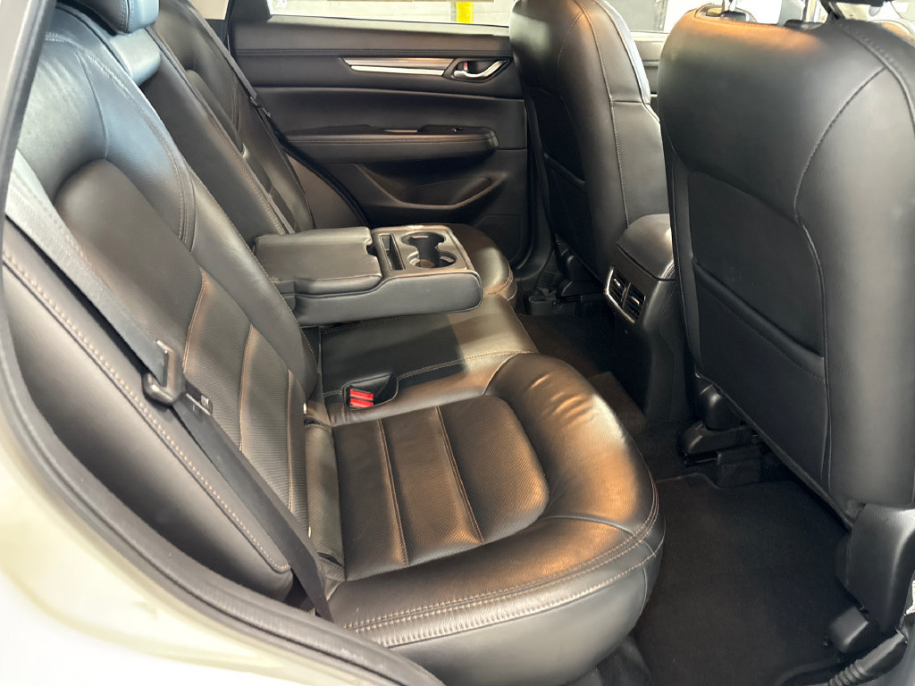 Used 2023 MAZDA CX-5 AWD 2.5 S w/ Premium Package image 16