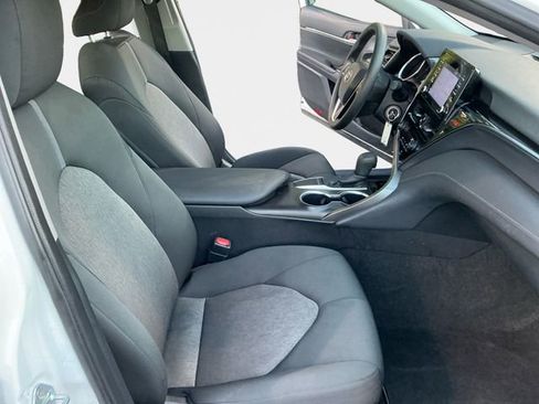 Used 2024 Toyota Camry LE image 17