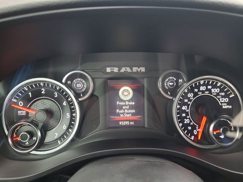 Used 2019 RAM 1500 Big Horn image 13
