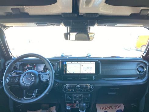 Used 2025 Jeep Wrangler Unlimited Rubicon 392 image 20