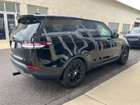 Used 2020 Land Rover Discovery SE AWD/4WD image 3