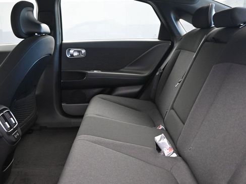 New 2025 Hyundai Ioniq 6 SE image 18