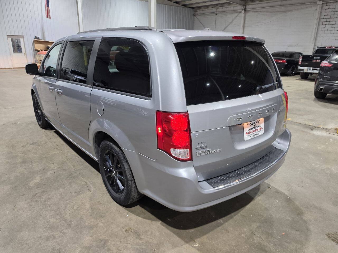 Used 2019 Dodge Grand Caravan GT FWD image 9