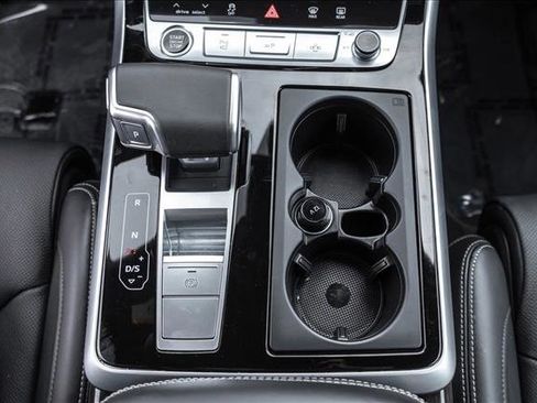 Certified 2025 Audi Q8 Prestige w/ Prestige Package AWD/4WD image 20