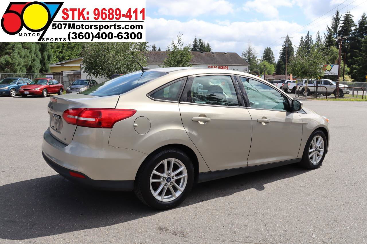 Used 2016 Ford Focus SE FWD image 7