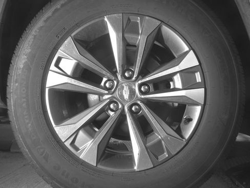 Used 2025 Chevrolet Equinox LT image 15