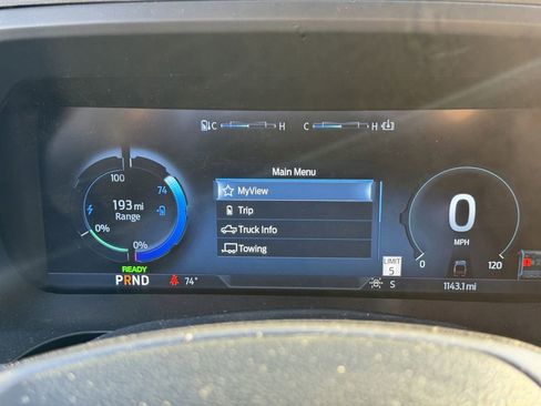 Used 2025 Ford F150 Lightning Lariat image 20