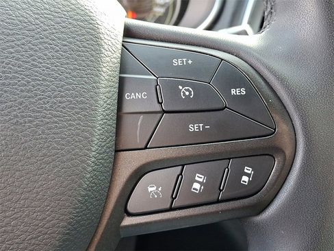 Used 2021 Jeep Cherokee Trailhawk w/ Technology Group image 23