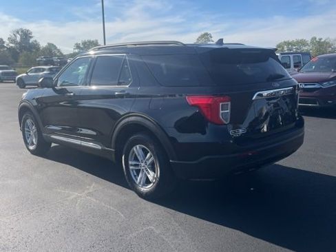 Used 2020 Ford Explorer XLT w/ Comfort Package image 7