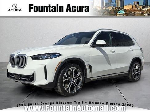 Used 2026 BMW X5 xDrive50e w/ Parking Assistance Package AWD/4WD image 1