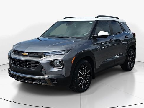 Used 2021 Chevrolet TrailBlazer ACTIV w/ Sun and Liftgate Package AWD/4WD image 8