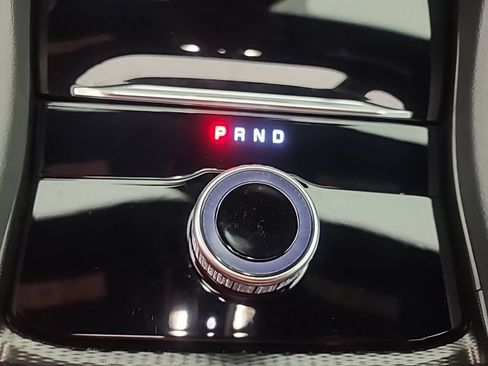 Used 2024 Jeep Grand Cherokee Laredo X AWD/4WD image 35