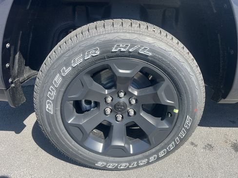 New 2026 RAM 1500 Big Horn AWD/4WD image 15