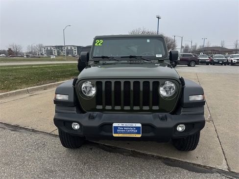 Used 2022 Jeep Wrangler Unlimited Sport image 3