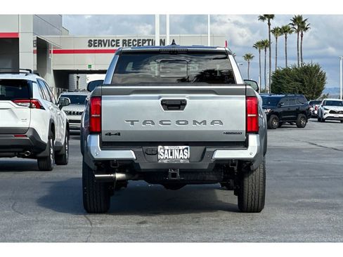 New 2026 Toyota Tacoma TRD Off-Road image 4