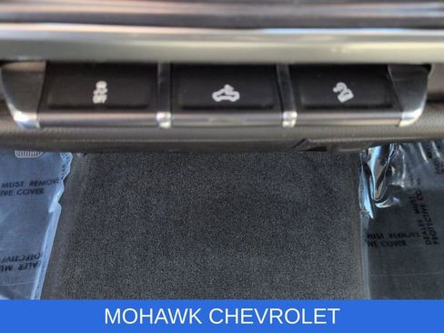 Used 2017 Chevrolet Silverado 1500 LT w/ All Star Edition AWD/4WD image 35